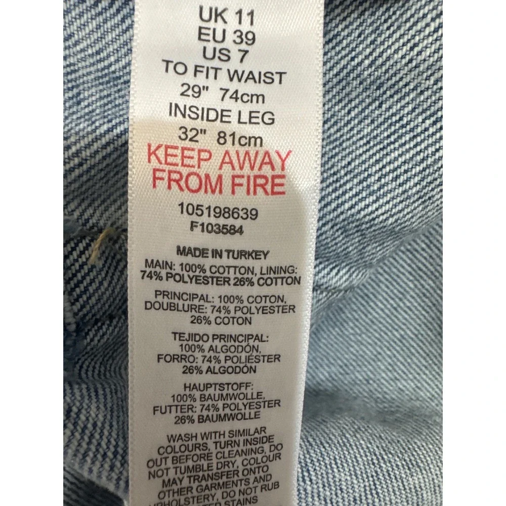 Topshop Mom Jeans High Waisted Ripped Knee Light‎ Wash Blue Womens Size 29 NWT